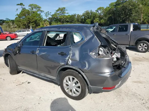 KNMAT2MT3JP557103 2018 NISSAN ROGUE - Image 2