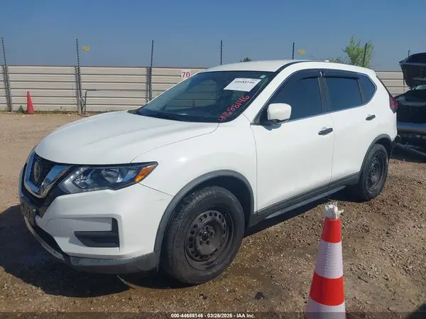 KNMAT2MT3JP559532 2018 NISSAN ROGUE - Image 2