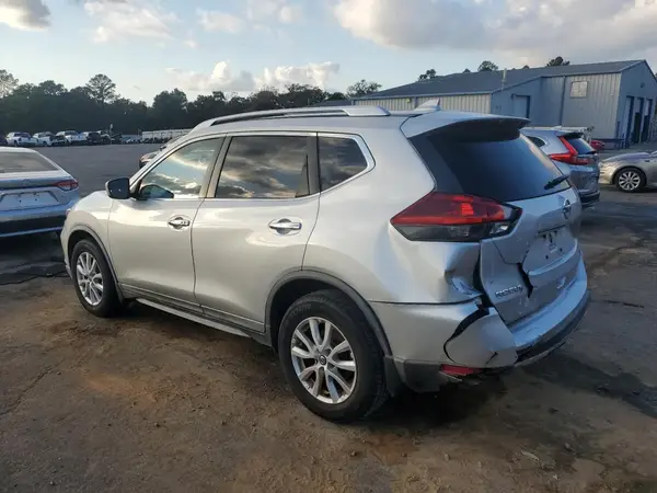 KNMAT2MT3JP563497 2018 NISSAN ROGUE - Image 2