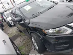 KNMAT2MT3JP568991 2018 NISSAN ROGUE