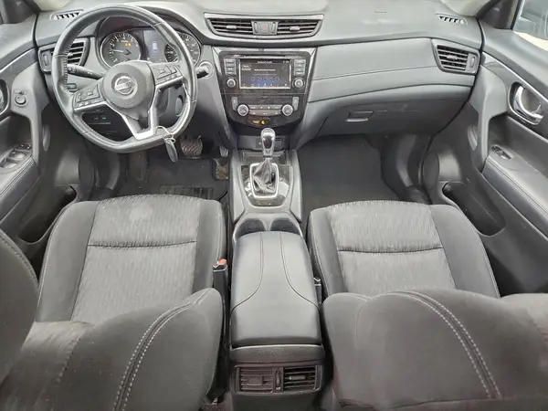 KNMAT2MT3JP575021 2018 NISSAN ROGUE - Image 8