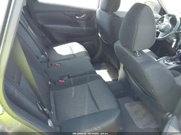 KNMAT2MT3JP580476 2018 NISSAN ROGUE - Image 8