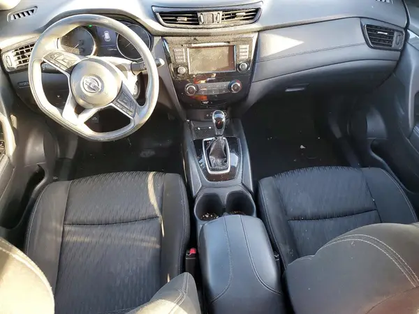 KNMAT2MT3JP581496 2018 NISSAN ROGUE - Image 8