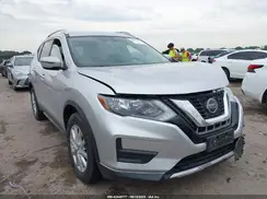 KNMAT2MT3JP583815 2018 NISSAN ROGUE