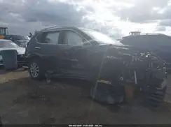 KNMAT2MT3JP585693 2018 NISSAN ROGUE