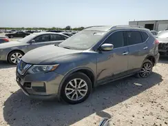 KNMAT2MT3JP587623 2018 NISSAN ROGUE