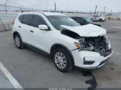 KNMAT2MT3JP587640 2018 NISSAN ROGUE