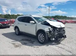 KNMAT2MT3JP589601 2018 NISSAN ROGUE