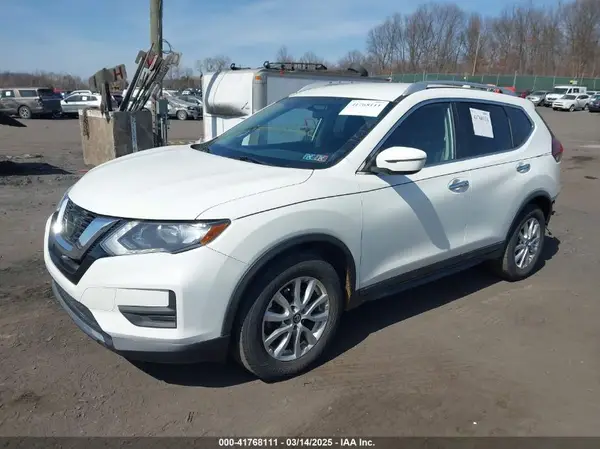KNMAT2MT3JP592384 2018 NISSAN ROGUE - Image 2