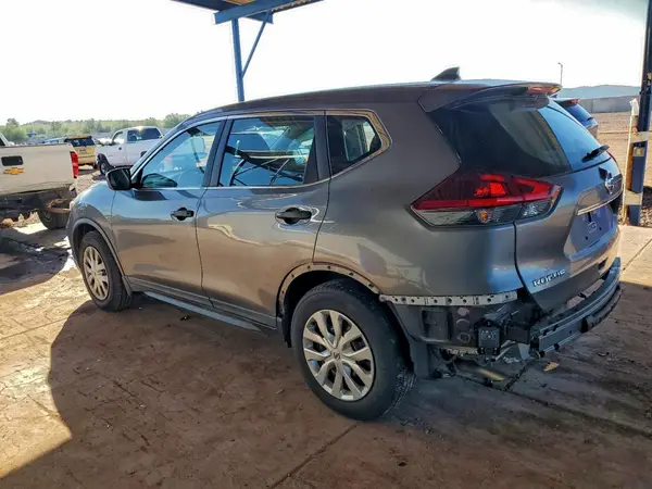 KNMAT2MT3JP604355 2018 NISSAN ROGUE - Image 2