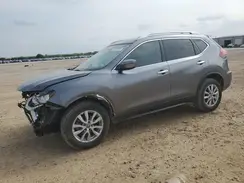 KNMAT2MT3JP605165 2018 NISSAN ROGUE