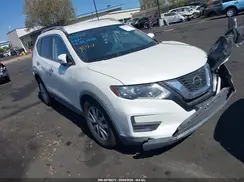 KNMAT2MT3JP607207 2018 NISSAN ROGUE