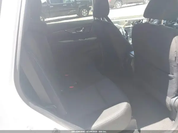 KNMAT2MT3JP607465 2018 NISSAN ROGUE - Image 8