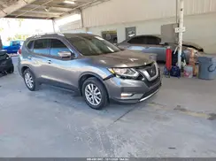 KNMAT2MT3JP611676 2018 NISSAN ROGUE