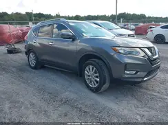 KNMAT2MT3JP612195 2018 NISSAN ROGUE