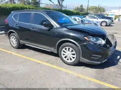 KNMAT2MT3JP615582 2018 NISSAN ROGUE