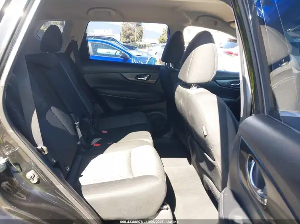 KNMAT2MT3JP615582 2018 NISSAN ROGUE - Image 8