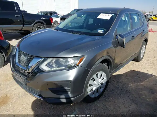 KNMAT2MT3JP617509 2018 NISSAN ROGUE - Image 2
