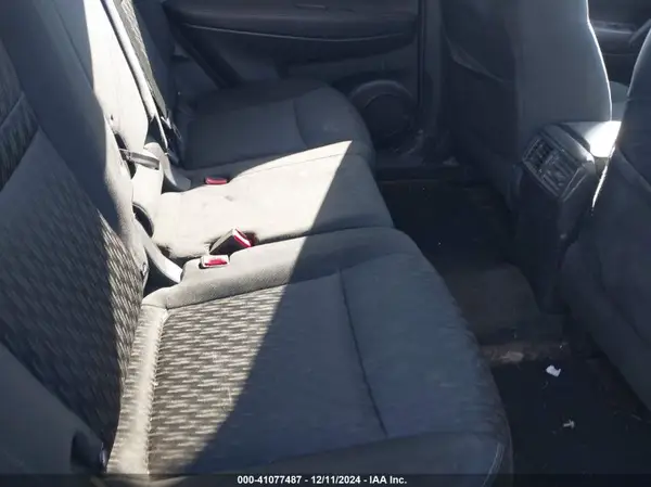 KNMAT2MT3JP619129 2018 NISSAN ROGUE - Image 8