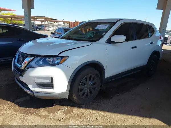 KNMAT2MT3JP620362 2018 NISSAN ROGUE - Image 2