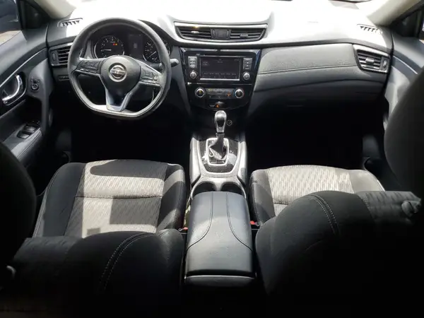 KNMAT2MT3JP620667 2018 NISSAN ROGUE - Image 8