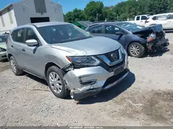 KNMAT2MT3JP621625 2018 NISSAN ROGUE