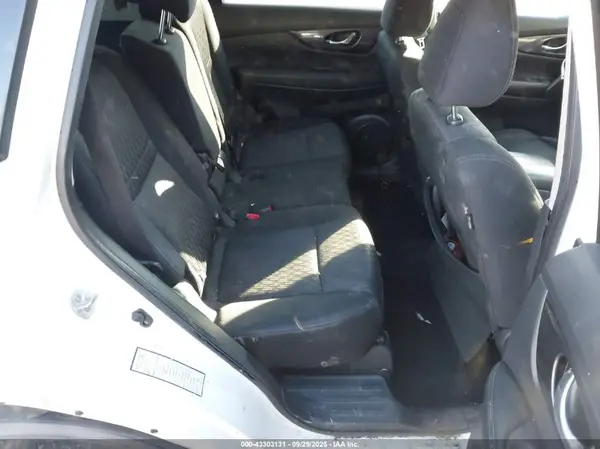 KNMAT2MT3KP538410 2019 NISSAN ROGUE - Image 8