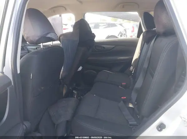 KNMAT2MT3KP552226 2019 NISSAN ROGUE - Image 8