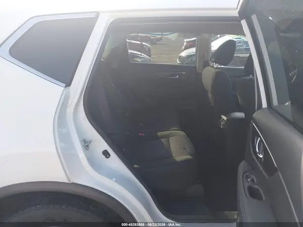 KNMAT2MT3KP558270 2019 NISSAN ROGUE - Image 8