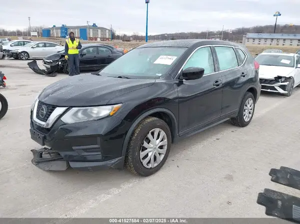 KNMAT2MT3LP542894 2020 NISSAN ROGUE - Image 2