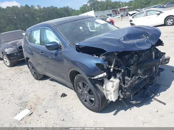 KNMAT2MT4GP599773 2016 NISSAN ROGUE - Image 1
