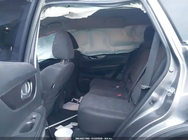 KNMAT2MT4GP605748 2016 NISSAN ROGUE - Image 8