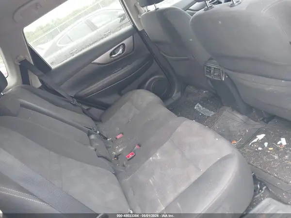 KNMAT2MT4GP621285 2016 NISSAN ROGUE - Image 8
