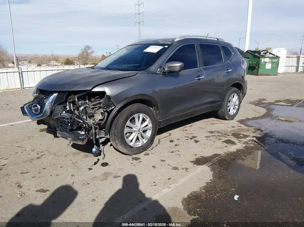 KNMAT2MT4GP625885 2016 NISSAN ROGUE - Image 2