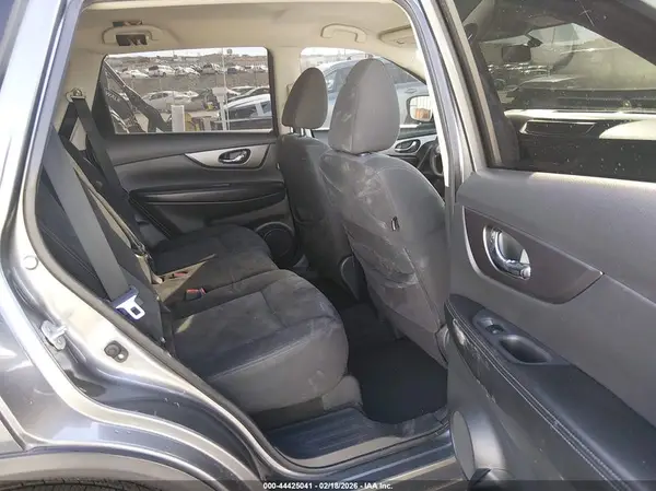 KNMAT2MT4GP625885 2016 NISSAN ROGUE - Image 8