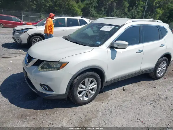 KNMAT2MT4GP630150 2016 NISSAN ROGUE - Image 2