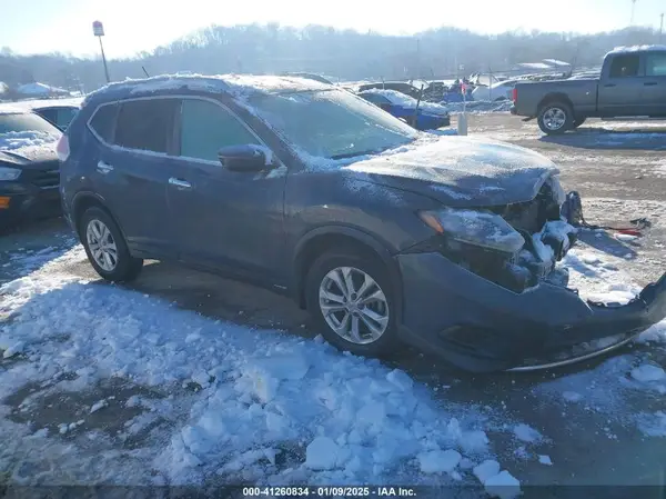 KNMAT2MT4GP651385 2016 NISSAN ROGUE - Image 1