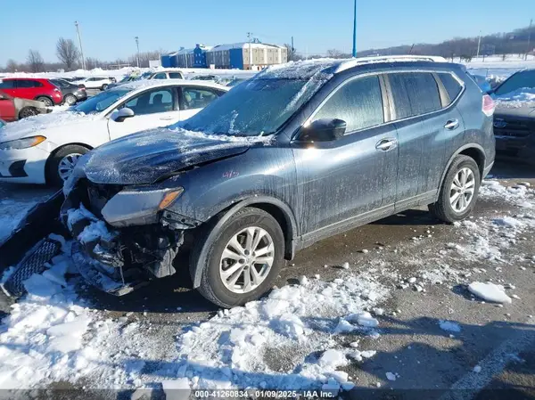 KNMAT2MT4GP651385 2016 NISSAN ROGUE - Image 2