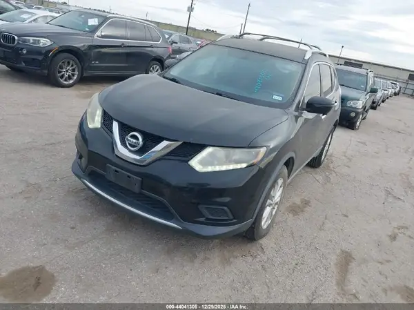KNMAT2MT4GP654299 2016 NISSAN ROGUE - Image 2