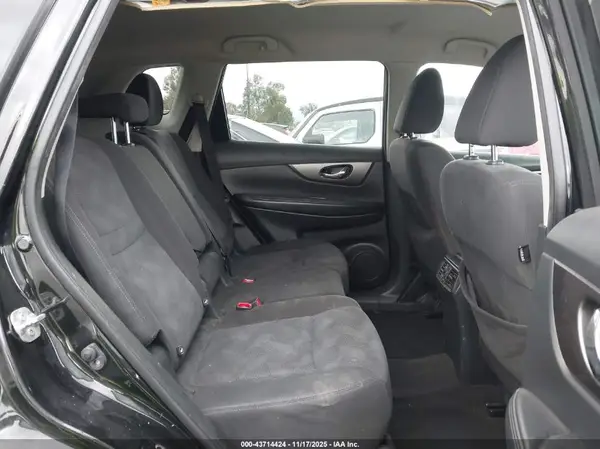 KNMAT2MT4GP660460 2016 NISSAN ROGUE - Image 8