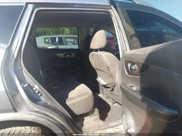 KNMAT2MT4GP669076 2016 NISSAN ROGUE - Image 8
