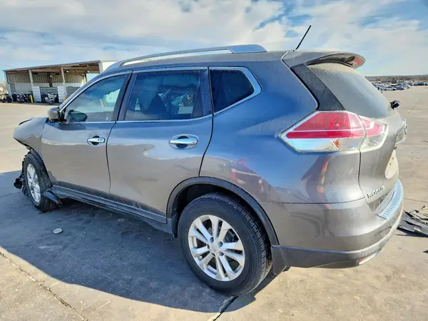 KNMAT2MT4GP674021 2016 NISSAN ROGUE - Image 2