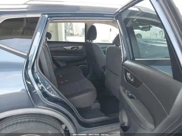 KNMAT2MT4GP691949 2016 NISSAN ROGUE - Image 8