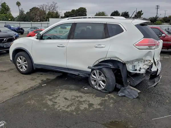 KNMAT2MT4GP696780 2016 NISSAN ROGUE - Image 2