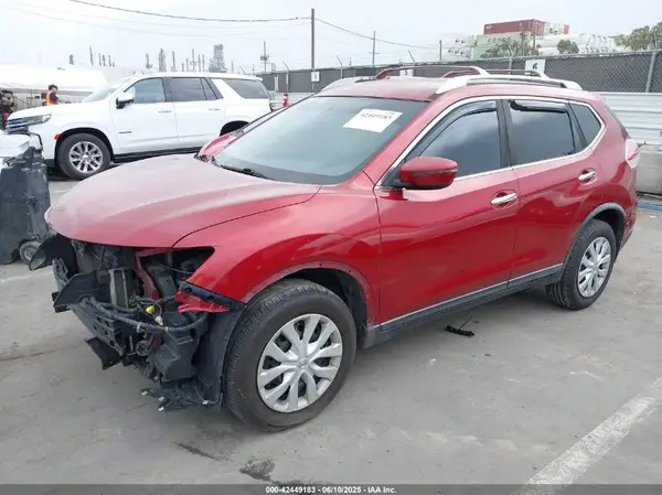 KNMAT2MT4GP706224 2016 NISSAN ROGUE - Image 2