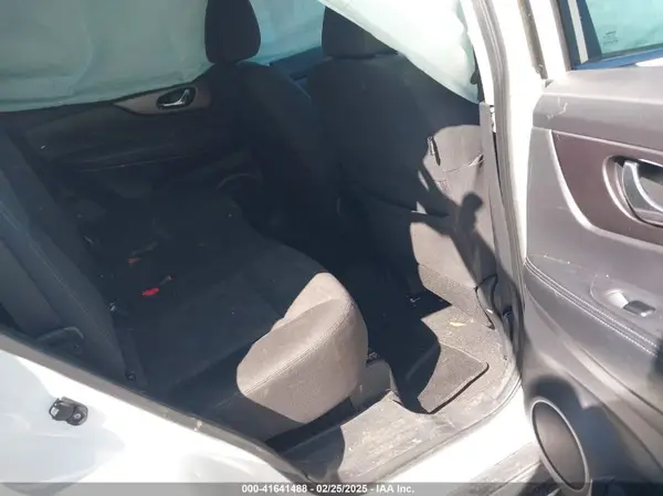 KNMAT2MT4GP712430 2016 NISSAN ROGUE - Image 8