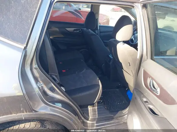 KNMAT2MT4GP721628 2016 NISSAN ROGUE - Image 8