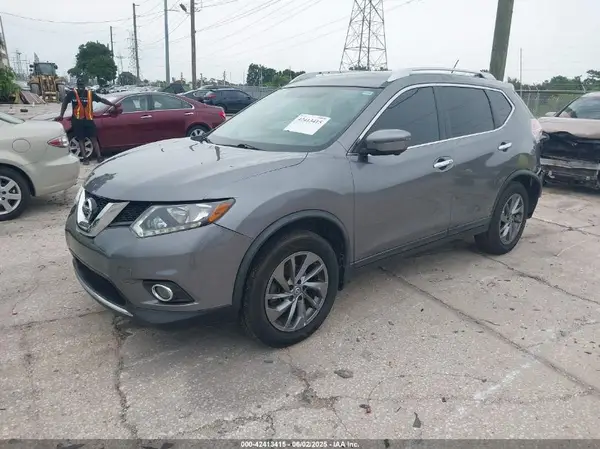 KNMAT2MT4GP723234 2016 NISSAN ROGUE - Image 2