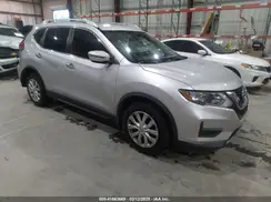 KNMAT2MT4HP502900 2017 NISSAN ROGUE