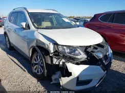 KNMAT2MT4HP509880 2017 NISSAN ROGUE